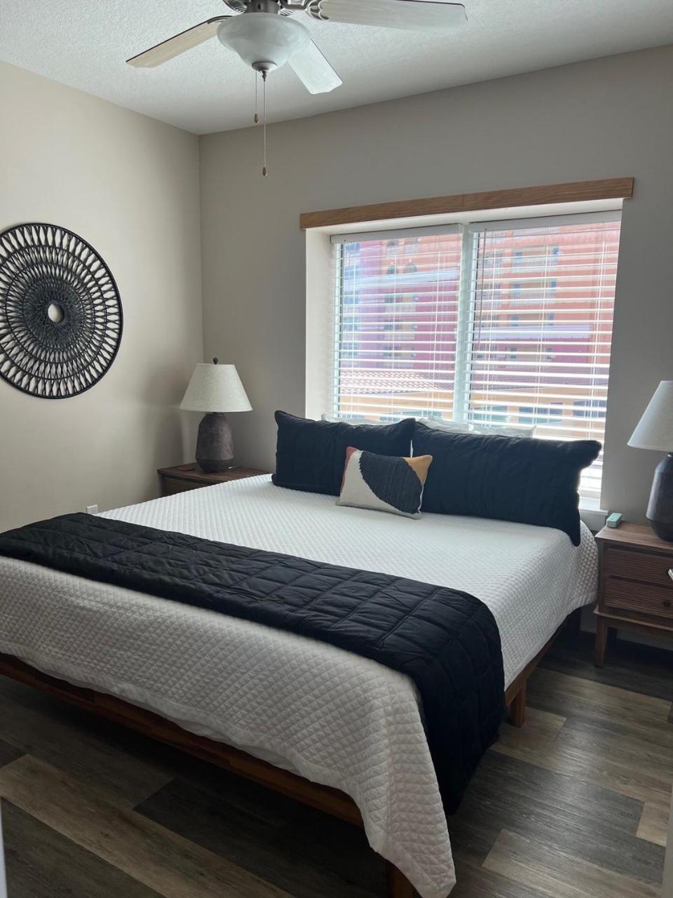 Apartment Calypso 3- 401 Beautiful Views Of The Ocean! *
