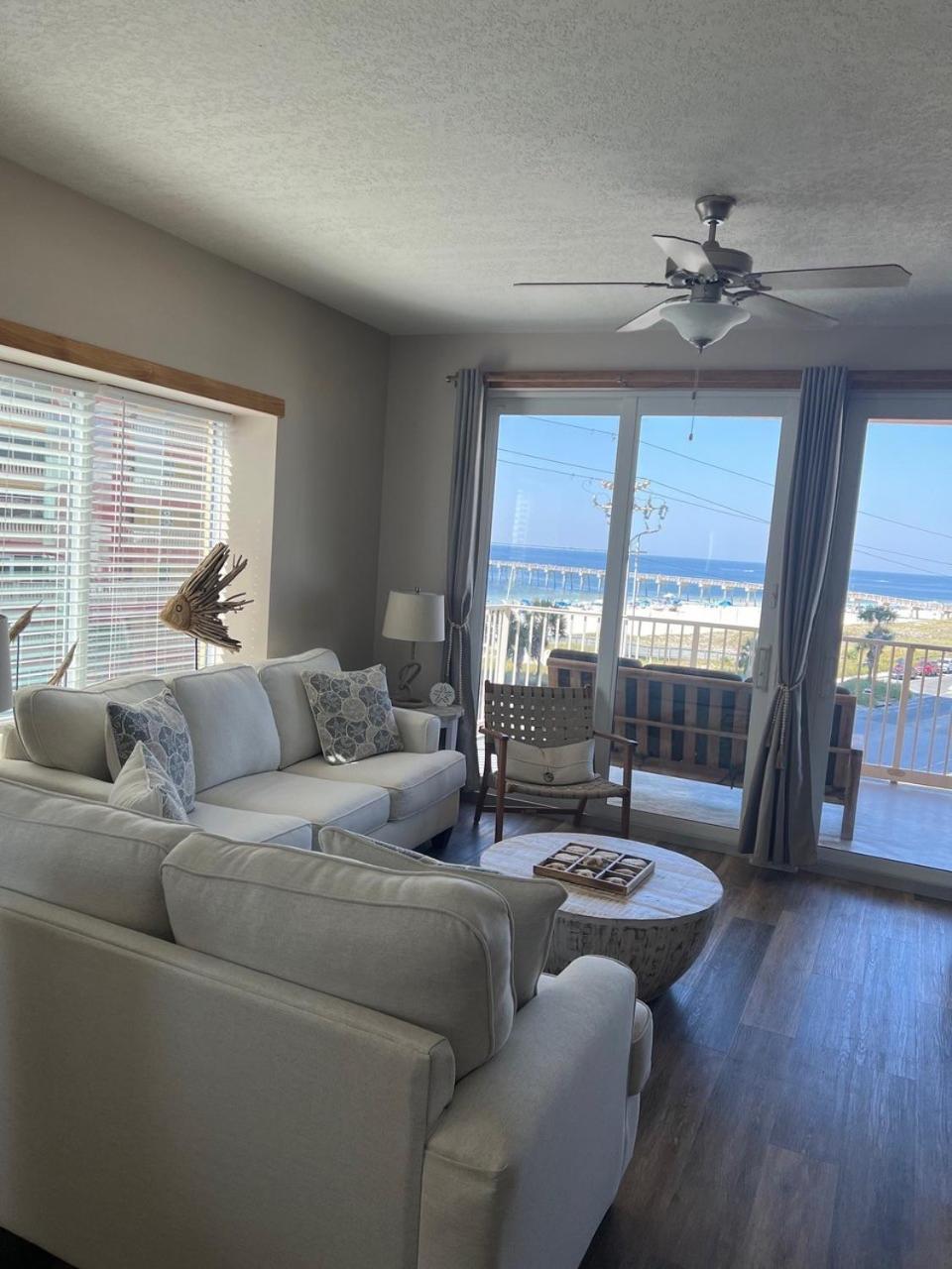 Calypso 3- 401 Beautiful Views Of The Ocean! * Panama City Beach